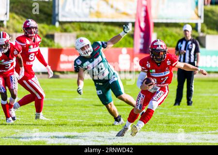 Erima GFL / Ligue allemande de football, jeu : Schwäbisch Hall Unicorns - Marburg mercenaires dans l'Optima Sportpark à Schwaebisch Hall Allemagne sur 02. 09. 2023, QB # 17 Elliot Bodman/Marburg Mercenaries crédit : Frank Baumert/Alamy Live News Banque D'Images