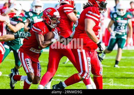 Erima GFL / Ligue allemande de football, jeu : Schwäbisch Hall Unicorns - Marburg mercenaires dans l'Optima Sportpark à Schwaebisch Hall Allemagne sur 02. 09. 2023 Marburg Mercenaries/ RB + 9 Dondi Penick Jr Crédit : Frank Baumert/Alamy Live News Banque D'Images