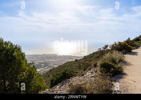 Route vers le mont Calamorro, près de Malaga sur la Costa del sol en Espagne Banque D'Images