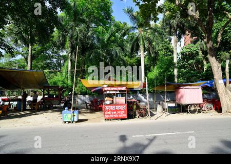 Vendeur d'aliments de rue - Mymensingh, Bangladesh Banque D'Images