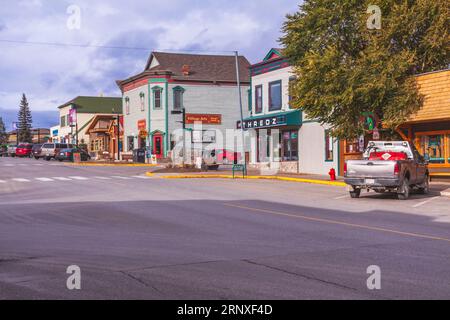 La ville d'Invermere, sur les rives du lac Windermere, dans la vallée de la rivière Kootenay, en Colombie-Britannique, au Canada. Banque D'Images