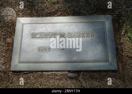 Los Angeles, Californie, États-Unis 1 septembre 2023 vue générale de l'atmosphère de la tombe de Bob Barker, animateur de télévision, dans Sheltering Hills au Forest Lawn Memorial Park Hollywood Hills le 1 septembre 2023 à Los Angeles, Californie, États-Unis. Bob Barker est décédé le 26 août 2023. Photo de Barry King/Alamy stock photo Banque D'Images