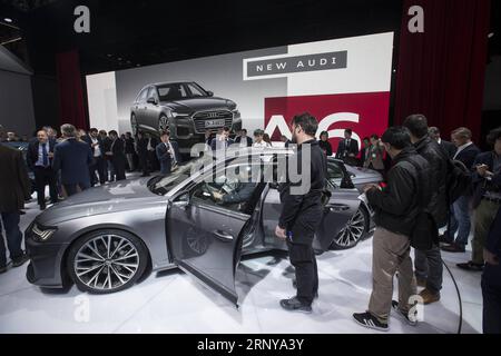 (180306) -- GENÈVE, le 6 mars 2018 -- Une nouvelle Audi A6 est vue le premier jour de presse du 88e salon international de l'automobile de Genève à Genève, Suisse, le 6 mars 2018. Le salon de l'automobile, qui attire plus de 180 exposants du monde entier, sera ouvert au public du 8 au 18 mars 2018. (zy) SUISSE-GENÈVE-SALON AUTOMOBILE XuxJinquan PUBLICATIONxNOTxINxCHN Banque D'Images