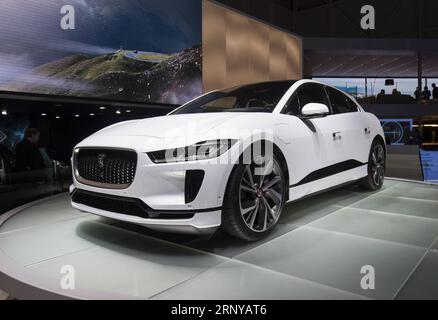 (180307) -- GENÈVE, 7 mars 2018 -- une photo prise le 7 mars 2018 montre la Jaguar I-PACE au 88e salon international de l'automobile de Genève à Genève, en Suisse. Le salon de l’automobile, qui attire plus de 180 exposants du monde entier, ouvrira ses portes au public du 8 au 18 mars 2018. )(zf) SUISSE-GENÈVE-SALON DE L'AUTOMOBILE XuxJinquan PUBLICATIONxNOTxINxCHN Banque D'Images