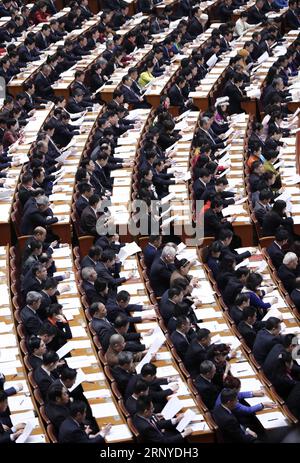 (180313) -- BEIJING, le 13 mars 2018 -- la quatrième réunion plénière de la première session du 13e Congrès national populaire (APN) se tient au Grand Hall du peuple à Beijing, capitale de la Chine, le 13 mars 2018.) (DEUX SESSIONS)CHINE-BEIJING-NPC-QUATRIÈME RÉUNION PLÉNIÈRE (CN) DINGXHAITAO PUBLICATIONXNOTXINXCHN Banque D'Images