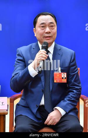 (180315) -- BEIJING, 15 mars 2018 -- Xiang Changjiang, député au Congrès populaire national et directeur du comité de village du village de Xiangjia, dans le comté de Longhui, dans la province du Hunan, en Chine centrale, prend la parole lors d une conférence de presse pour partager son expérience sur la réduction de la pauvreté à Beijing, capitale de la Chine, le 15 mars 2018. (DEUX SESSIONS)CHINE-BEIJING-NPC-CONFÉRENCE DE PRESSE-ATTÉNUATION DE LA PAUVRETÉ (CN) LIXXIN PUBLICATIONXNOTXINXCHN Banque D'Images