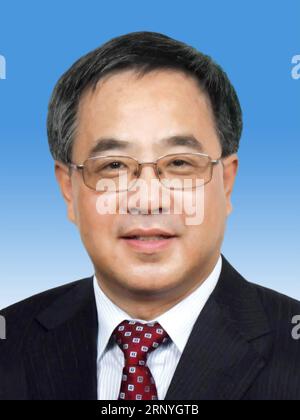 (180319) -- PÉKIN, 19 mars 2018 () -- Hu Chunhua est nommé vice-premier ministre lors de la première session en cours du 13e Congrès national du peuple à Pékin, capitale de la Chine, le 19 mars 2018. () (DEUX SESSIONS)CHINE-PÉKIN-VICE-PREMIER MINISTRE (CN) XINHUA PUBLICATIONXNOTXINXCHN Banque D'Images