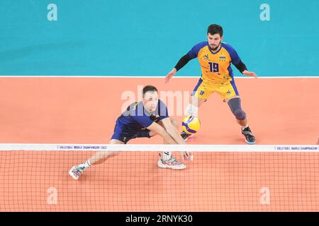 OLEH Plotnytskyi, Dmytro Kanaiev (Ukraine). Championnat du monde de volleyball 2022. Quarts de finale Banque D'Images