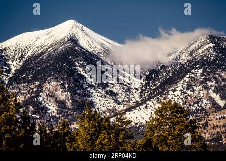 San Francisco Peaks in Snow   Flagstaff, Arizona, États-Unis Banque D'Images