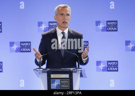 Actualités Bilder des Tages (180607) -- BRUXELLES, le 7 juin 2018 -- le secrétaire général de l'OTAN, Jens Stoltenberg, prononce une conférence de presse avant une réunion des ministres de la Défense de l'OTAN à son siège à Bruxelles, Belgique, le 7 juin 2018. (lrz) BELGIQUE-BRUXELLES-OTAN-RÉUNION DES MINISTRES DE LA DÉFENSE YexPingfan PUBLICATIONxNOTxINxCHN Banque D'Images