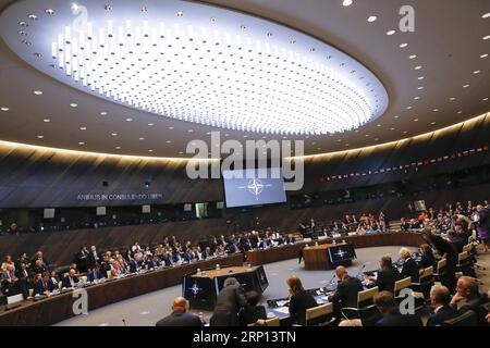 (180607) -- BRUXELLES, le 7 juin 2018 -- une photo prise le 7 juin 2018 montre une vue générale de la salle plénière au début d'une réunion des ministres de la Défense de l'OTAN, à Bruxelles, Belgique. (lrz) BELGIQUE-BRUXELLES-OTAN-RÉUNION DES MINISTRES DE LA DÉFENSE YexPingfan PUBLICATIONxNOTxINxCHN Banque D'Images