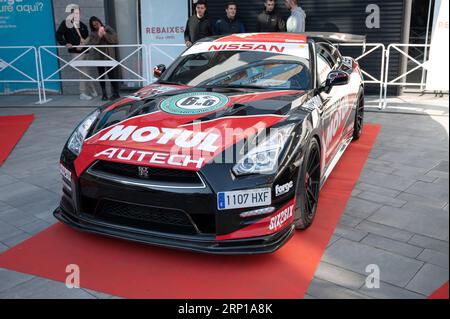 Une Nissan Skyline GTR R35 réglée avec des autocollants Motul et 6To6 Banque D'Images