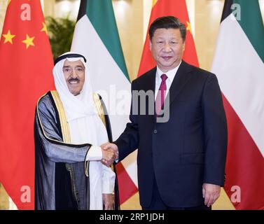 Actualités Bilder des Tages (180709) -- BEIJING, 9 juillet 2018 -- le président chinois Xi Jinping (à droite) organise une cérémonie de bienvenue pour l'émir koweïtien Sheikh Sabah Al-Ahmad Al-Jaber Al-Sabah avant leurs pourparlers au Grand Hall du peuple à Beijing, capitale de la Chine, le 9 juillet 2018.) (LMM) CHINE-PÉKIN-XI JINPING-KOWEÏT-EMIR-CÉRÉMONIE DE BIENVENUE (CN) LIXXUEREN PUBLICATIONXNOTXINXCHN Banque D'Images