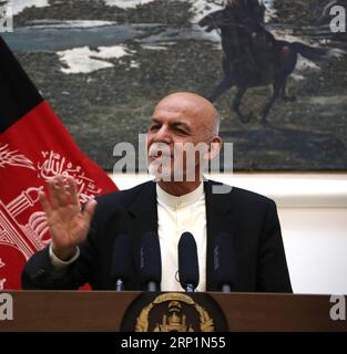 News-Bilder des Tages (180715) -- KABOUL, 15 juillet 2018 -- le président afghan Ashraf Ghani prend la parole lors d'une conférence de presse à Kaboul, capitale de l'Afghanistan, le 15 juillet 2018.Rahmat Alizadah) (yk) AFGHANISTAN-KABOUL-PRESIDENT-PRESS CONFERENCE XinhuaxKabul PUBLICATIONxNOTxINxCHN Banque D'Images