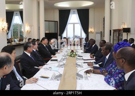 (180721) -- DAKAR, le 21 juillet 2018 -- le président chinois Xi Jinping et le président sénégalais Macky Sall se sont entretenus à Dakar, Sénégal, le 21 juillet 2018. (wyl) SÉNÉGAL-CHINE-XI JINPING-MACKY SALL-PARLE XiexHuanchi PUBLICATIONxNOTxINxCHN Banque D'Images