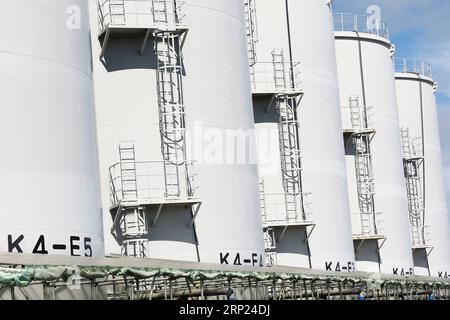 Futaba, Japon. 3 septembre 2023. Les réservoirs de stockage d’eau traitée ALPS (capacité totale : environ 30 000 m3) sont vus lors d’une visite de la centrale nucléaire de Fukushima Daiichi, dans le nord-est du Japon. Une visite de presse guidée par le personnel de Tepco a expliqué le processus de dilution et de surveillance des eaux usées radioactives traitées avant le rejet à la mer de la centrale électrique, géré par Tokyo Electric Power Company (image de crédit : © Rodrigo Reyes Marin/ZUMA Press Wire) À USAGE ÉDITORIAL UNIQUEMENT! Non destiné à UN USAGE commercial ! Banque D'Images