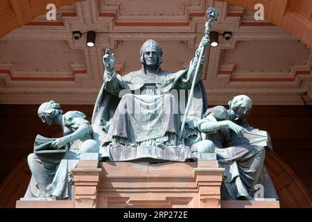 Détail, Sculpture, Kelvingrove Art Gallery and Museum, Finnieston, Glasgow, Écosse, Grande-Bretagne Banque D'Images