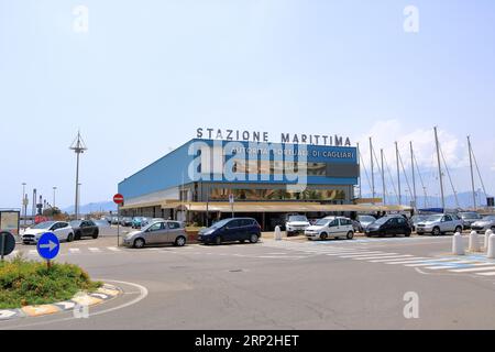 Mai 25 2023 - Cagliari, Sardaigne en Italie : agitation autour du port Banque D'Images