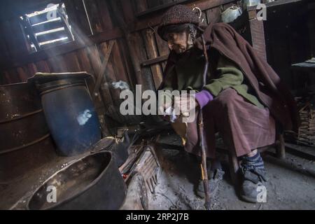 Yumbel, Region del Biobio, 4 septembre 2018. En el sector rural de Cambrales, en la comuna de Yumbel, vive Honoria Robles, que segun los registros figura como la persona mas longeva de Chile. La senora Honoria tiene 109 anos, aunque admite que fue inscrita cuando ya tenia 10. Sus hijos, han tratado de llevarla para que viva con ellos, esfuerzos que han resultado infructuosos, ya que Honoria desea permanecer en la paz y quieud del campo. Alejandro Zonez/ Aton Chile en Yumbel vive la persona mas longeva de Chile. AlejandroxZonez PUBLICATIONxNOTxINxCHN Banque D'Images