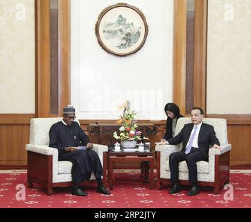 (180905) -- BEIJING, 5 septembre 2018 -- le premier ministre chinois Li Keqiang (R, front) rencontre le président nigérian Muhammadu Buhari à Beijing, capitale de la Chine, le 5 septembre 2018. )(mp) CHINE-BEIJING-LI KEQIANG-NIGERIAN PRESIDENT-MEETING (CN) PangxXinglei PUBLICATIONxNOTxINxCHN Banque D'Images