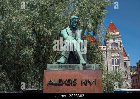 Statue commémorative Aleksis Kivi par Waino Aaltonen - Helsinki, Finlande Banque D'Images