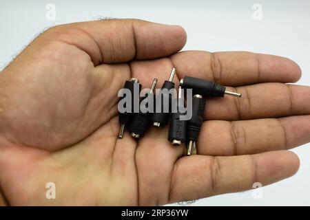 connecteur de charge mobile isolé Banque D'Images