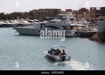 (180928) -- HURGHADA, 28 septembre 2018 -- la photo prise le 23 septembre 2018 montre la vue d'El Gouna, Hurghada, Égypte. Restaurants, cafés et hôtels dans la ville balnéaire égyptienne de El Gouna, sur la mer Rouge, ont débordé de touristes et d invités, alors que le deuxième Festival du film d El Gouna (GFF) a débuté le 20 septembre. A SUIVRE : le Festival du film d'El Gouna d'Egypte renoue AVEC le tourisme dans la célèbre station balnéaire de la mer Rouge ) (yg) FESTIVAL DU FILM D'EGYPTE-HURGHADA-EL GOUNA-TOURISME AhmedxGomaa PUBLICATIONxNOTxINxCHN Banque D'Images