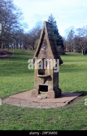 Vieille fontaine à boire, Llandaff Fields, Pontcanna, Cardiff. Banque D'Images