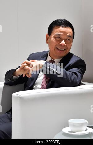 (181016) -- PARIS, 16 octobre 2018 -- Zeng Qinghong, PDG du groupe GAC, s'exprime lors d'une interview à Paris, France, le 2 octobre 2018. GAC Motor, constructeur automobile leader en Chine, avait marqué ses débuts au salon international de l automobile à Paris en exposant le tout nouveau SUV GS5. (Zhf) FRANCE-PARIS-CHINESE MOTOR-GAC-CEO ChenxYichen PUBLICATIONxNOTxINxCHN Banque D'Images