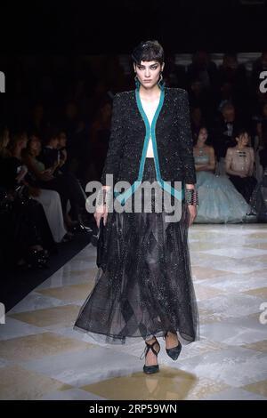 Venise, Italie. 02 septembre 2023. VENISE, ITALIE - SEPTEMBRE 02 : Giorgio Armani participe au défilé Giorgio Armani 'One Night in Venice' le 02 septembre 2023 à Venise, en Italie. Crédit : dpa/Alamy Live News Banque D'Images