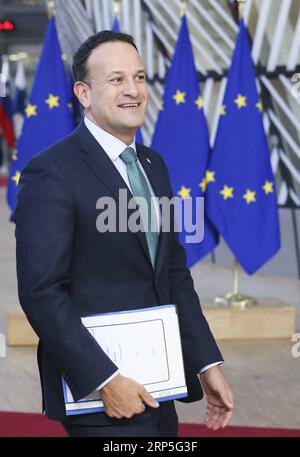 (181213) -- BRUXELLES, le 13 décembre 2018 -- le Premier ministre irlandais Leo Varadkar arrive à un sommet de l'UE de deux jours à Bruxelles, Belgique, le 13 décembre 2018. ) BELGIQUE-BRUXELLES-UE-SOMMET YexPingfan PUBLICATIONxNOTxINxCHN Banque D'Images