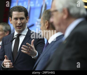 (181214) -- BRUXELLES, le 14 décembre 2018 -- le chancelier autrichien Sebastian Kurz (3e R), le président du Conseil européen Donald Tusk (2e R) et le président de la Commission européenne Jean-Claude Juncker (1e R) assistent à une conférence de presse à la fin d'un sommet de l'UE à Bruxelles, Belgique, le 14 décembre 2018. BELGIQUE-BRUXELLES-UE-SOMMET YexPingfan PUBLICATIONxNOTxINxCHN Banque D'Images