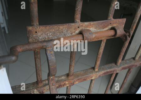 salvador, bahia, brésil - 8 mai 2023 : grille d'une cellule de prison dans un fort militaire de la ville de Salvador. Banque D'Images