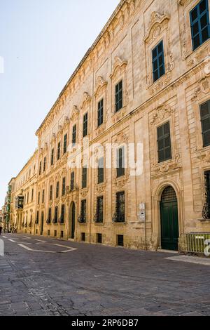 Auberge de Castille maintenant la résidence du Premier ministre dans le centre de la Valette, Malte Banque D'Images