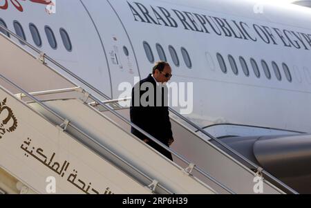 (190113) -- AMMAN, le 13 janvier 2019 -- visite du président égyptien Abdel Fattah al-Sisi à l'aéroport international Marka à Amman, Jordanie, le 13 janvier 2019.) JORDANIE-AMMAN-ÉGYPTE-PRÉSIDENT-VISITE MohammadxAbuxGhosh PUBLICATIONxNOTxINxCHN Banque D'Images