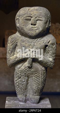 Jeune garçon statuette funéraire calcaire 5e-6e siècle Athènes, Musée, grec, Grèce. Banque D'Images