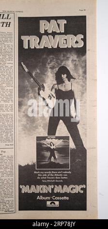 Publicité pour Pat travers Makin Magic Album en 1970s New musical Express NME Magazine Banque D'Images