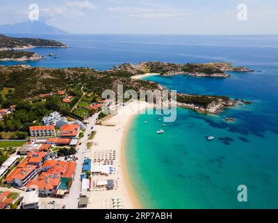 Vue aérienne, plage, Kalamitsi, Sithonia, Chalkidiki, Macédoine centrale, Grèce Banque D'Images