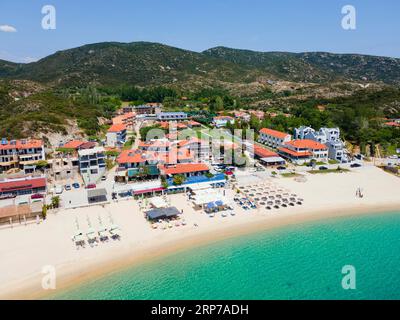 Vue aérienne, plage, Kalamitsi, Sithonia, Chalkidiki, Macédoine centrale, Grèce Banque D'Images