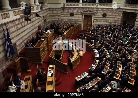 (190208) -- ATHÈNES, le 8 février 2019 -- le Premier ministre grec Alexis Tsipras s'adresse aux législateurs grecs au sujet du protocole d'adhésion à l'OTAN de l'ex-République yougoslave de Macédoine (ARYM), à Athènes, en Grèce, le 8 février 2019. Le Parlement grec a approuvé vendredi le protocole sur l'adhésion de l'ex-République yougoslave de Macédoine (ARYM) à l'Organisation du Traité de l'Atlantique Nord (OTAN) sous son nouveau nom de République de Macédoine du Nord. GRÈCE-ATHÈNES-ARYM-ADHÉSION À L'OTAN APPROBATION DU PROTOCOLE MARIOSXLOLOS PUBLICATIONXNOTXINXCHN Banque D'Images