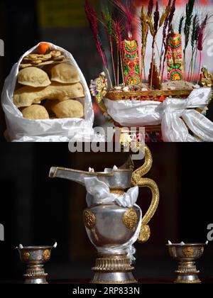 (190216) -- LHASSA, 16 février 2019 (Xinhua) -- une photo combinée non datée montre des offres pour le nouvel an tibétain (en haut) et des récipients à boire de style tibétain (en bas) dans la région autonome du Tibet du sud-ouest de la Chine. Le nouvel an tibétain, connu sous le nom de Losar, est le festival le plus important du calendrier tibétain. Cette année, Losar est tombé le 5 février et a coïncidé avec le Festival du printemps. Losar est un temps pour les réunions de famille. Il est marqué par des rituels religieux, de longues prières, des courses de chevaux, des rassemblements familiaux et des fêtes. Alors que le festival approche, les gens vont faire du shopping, faire un peu de nettoyage et décorer leurs maisons populaires. FAM Banque D'Images