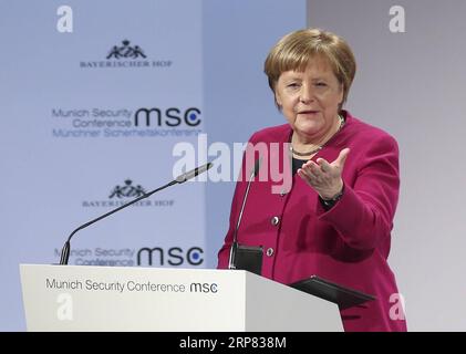 (190216) -- MUNICH, le 16 février 2019 -- la chancelière allemande Angela Merkel s'adresse à la 55e Conférence de Munich sur la sécurité (MSC) à Munich, en Allemagne, le 16 février 2019. ALLEMAGNE-MUNICH-MSC YexPingfan PUBLICATIONxNOTxINxCHN Banque D'Images