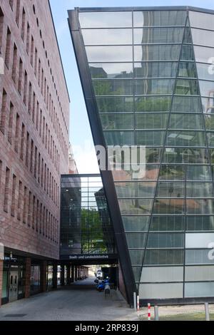 Bibliothèque de la ville et de l'État, Dortmund, région de la Ruhr, Rhénanie-du-Nord-Westphalie, Allemagne Banque D'Images