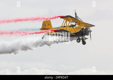 (190228) -- MELBOURNE, le 28 février 2019 -- l'équipe de voltige Scandinavian Airshow se produit lors du salon aéronautique international australien et de l'exposition aérospatiale et défense à l'aéroport d'Avalon, Melbourne, le 28 février 2019.) AUSTRALIA-MELBOURNE-AIRSHOW BaixXuefei PUBLICATIONxNOTxINxCHN Banque D'Images