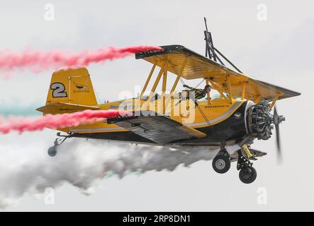 (190301) -- PÉKIN, le 1 mars 2019 -- l'équipe de voltige Scandinavian Airshow se produit lors du salon aéronautique international australien et de l'exposition aérospatiale et défense à l'aéroport d'Avalon, Melbourne, le 28 février 2019.) PHOTOS XINHUA DU JOUR BaixXuefei PUBLICATIONxNOTxINxCHN Banque D'Images