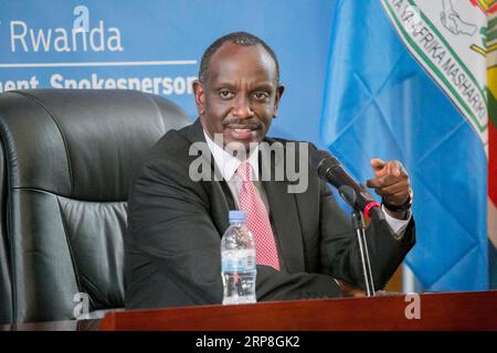 (190305) -- KIGALI, 5 mars 2019 (Xinhua) -- le ministre rwandais des Affaires étrangères, Richard Sezibera, prend la parole lors d'une conférence de presse organisée par le ministère rwandais des Affaires étrangères et de la coopération internationale à Kigali, capitale du Rwanda, le 5 mars 2019. L Initiative ceinture et route est un partenariat qui est mutuellement bénéfique pour le Rwanda et qui répond aux défis de développement du Rwanda, a déclaré mardi le ministre rwandais des Affaires étrangères Richard Sezibera. (Xinhua/Cyril Ndegeya) RWANDA-KIGALI-FM-CHINA-BELT ET INITIATIVE ROUTIÈRE PUBLICATIONxNOTxINxCHN Banque D'Images