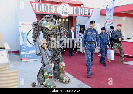 (190310) -- BAGDAD, le 10 mars 2019 -- visite de l'exposition internationale de la défense en Irak (IQDEX), Bagdad, Irak, le 10 mars 2019. La 8e édition de l'exposition internationale de la défense en Irak a été lancée ici samedi avec la participation d'entreprises étrangères de production d'armes du monde entier. IRAK-BAGDAD-EXPOSITION INTERNATIONALE DE DÉFENSE KhalilxDawood PUBLICATIONxNOTxINxCHN Banque D'Images