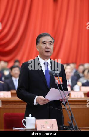 (190313) -- PÉKIN, le 13 mars 2019 -- Wang Yang, membre du Comité permanent du Bureau politique du Comité central du Parti communiste chinois (PCC) et président du Comité national de la Conférence consultative politique du peuple chinois (CCPPC), préside la séance de clôture de la deuxième session du 13e Comité national de la CCPPC au Grand Hall du peuple à Beijing, capitale de la Chine, le 13 mars 2019. ) (DEUX SESSIONS)CHINE-BEIJING-WANG YANG-CPPCC-RÉUNION DE CLÔTURE (CN) JUXPENG PUBLICATIONXNOTXINXCHN Banque D'Images