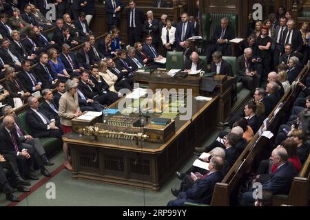 (190329) -- LONDRES, le 29 mars 2019 -- la première ministre britannique Theresa May prend la parole lors du débat à la Chambre des communes à Londres, en Grande-Bretagne, le 29 mars 2019. Vendredi, les législateurs britanniques ont voté pour rejeter l accord de Brexit de la première ministre Theresa May, qui a déjà été rejeté deux fois au Parlement depuis janvier. CRÉDIT OBLIGATOIRE HOC : GRANDE-BRETAGNE-LONDRES-BREXIT ACCORD-REJET UKxParliament/MarkxDuffy PUBLICATIONxNOTxINxCHN Banque D'Images