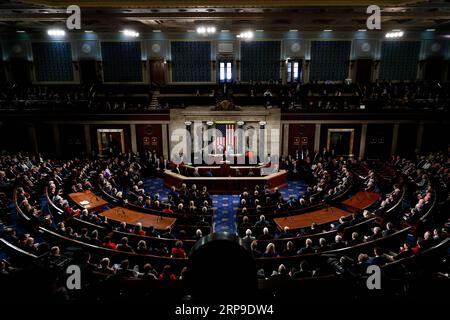 (190403) -- WASHINGTON, le 3 avril 2019 -- le secrétaire général de l'OTAN, Jens Stoltenberg, prononce une allocution lors d'une réunion conjointe du Congrès américain à Washington D.C., aux États-Unis, le 3 avril 2019. Jens Stoltenberg a déclaré mercredi que l'alliance militaire ne voulait pas d'une nouvelle course aux armements avec la Russie, tout en exhortant Moscou à maintenir le respect d'un traité historique sur le contrôle des armements. ÉTATS-UNIS-WASHINGTON D.C.-OTAN-JENS STOLTENBERG TINGXSHEN PUBLICATIONXNOTXINXCHN Banque D'Images